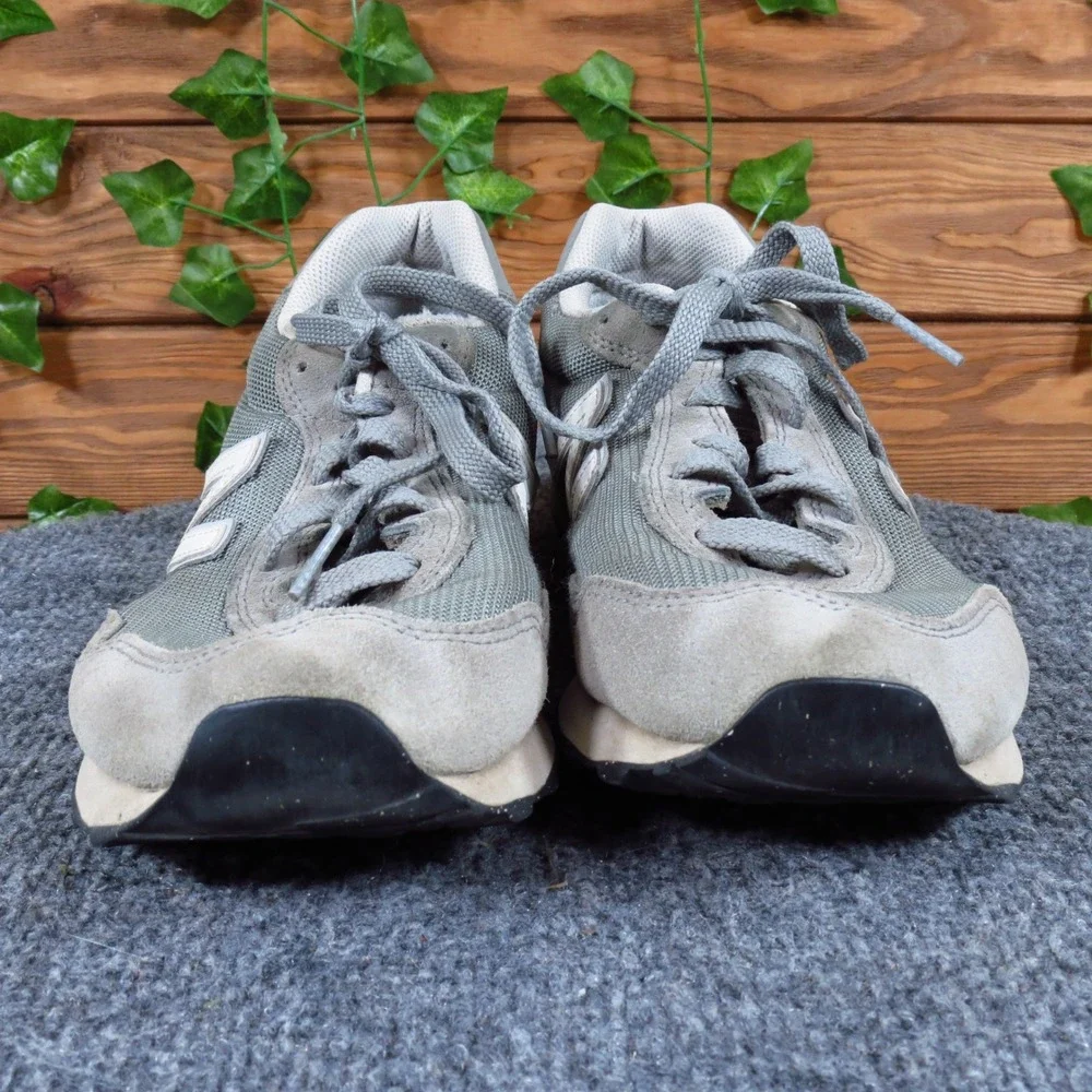 New Balance 515 v3 Women Sneaker Size 8.5 Running Walking Gray Suede Mesh